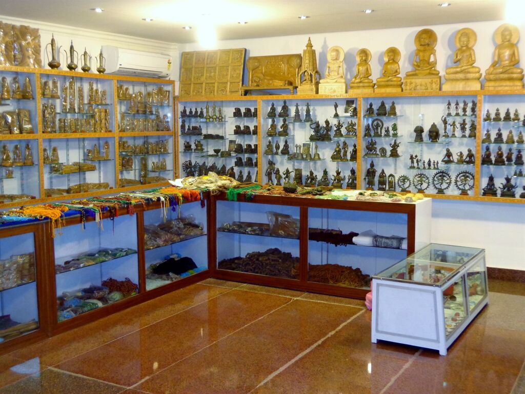 Бодх-Гая: Bodhgaya Regency Hotel