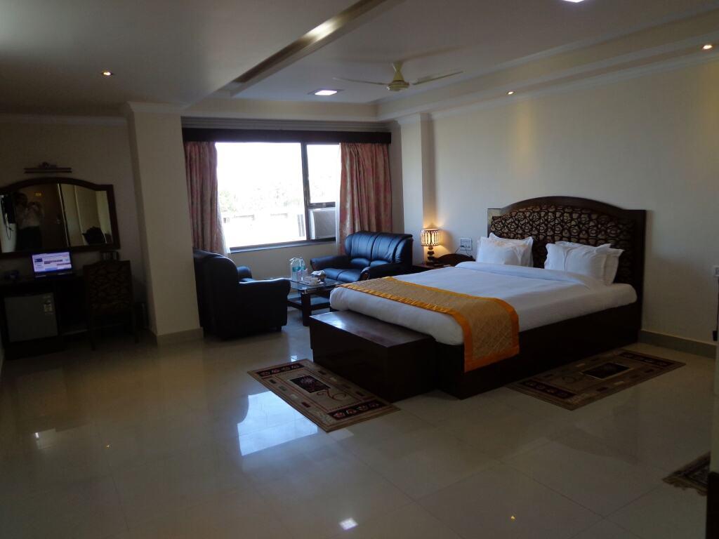 Бодх-Гая: Bodhgaya Regency Hotel