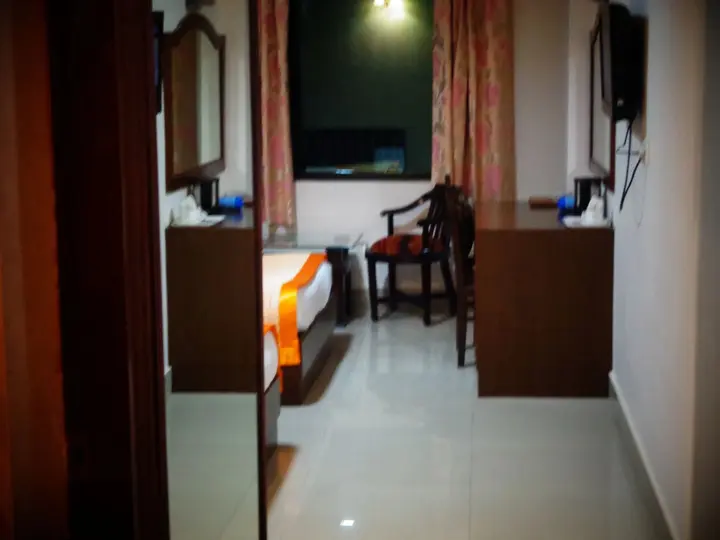 Бодх-Гая: Bodhgaya Regency Hotel
