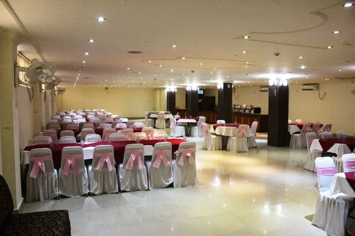 Бодх-Гая: Bodhgaya Regency Hotel