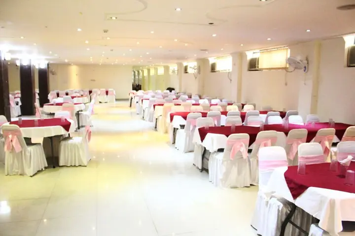 Бодх-Гая: Bodhgaya Regency Hotel