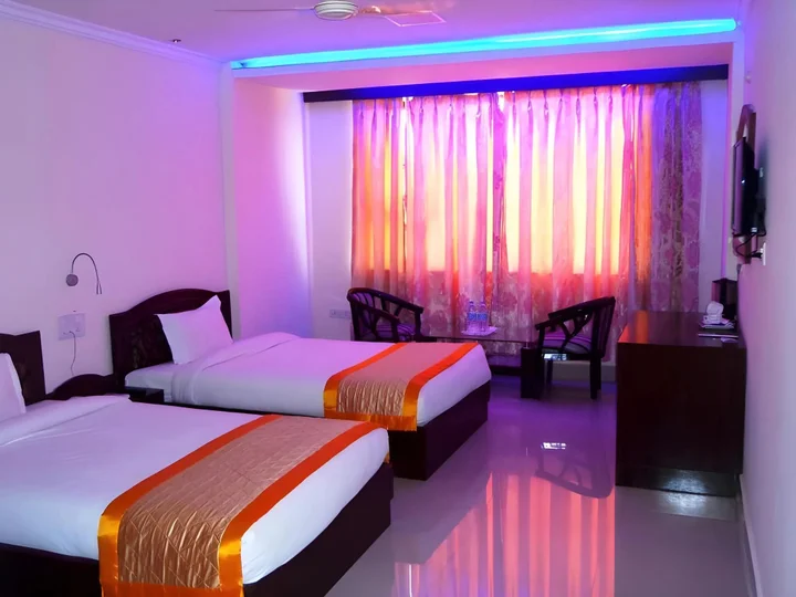 Бодх-Гая: Bodhgaya Regency Hotel