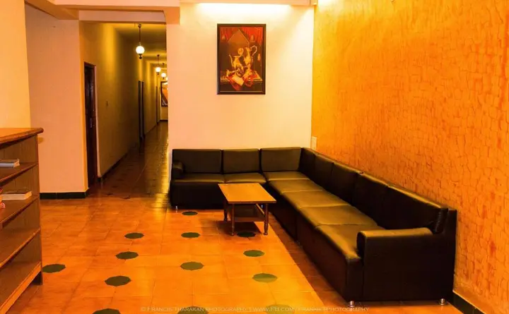 Бага: Hotel Lua Nova