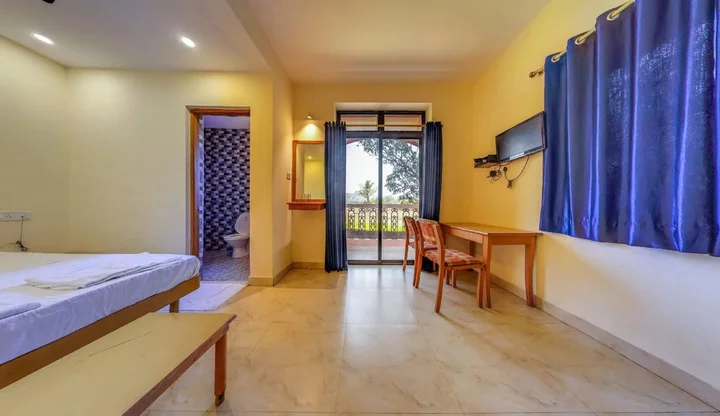 Бага: Hotel Lua Nova