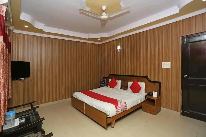Ришикеш: Hotel Leisure Palace