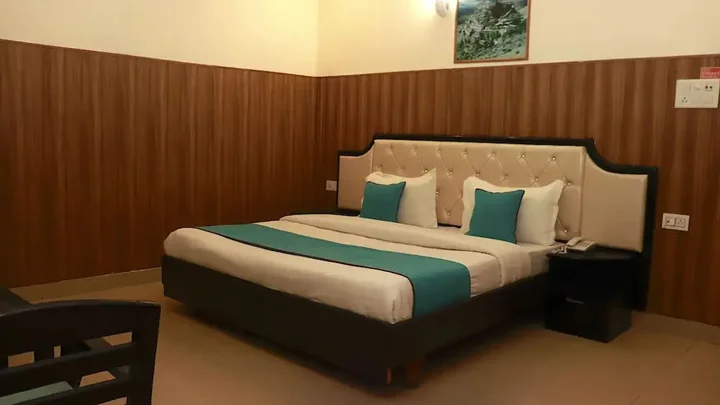 Ришикеш: Hotel Leisure Palace