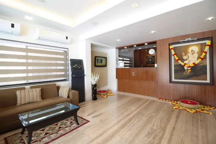 Ширди: Marigold- Newly Renovated Hotel