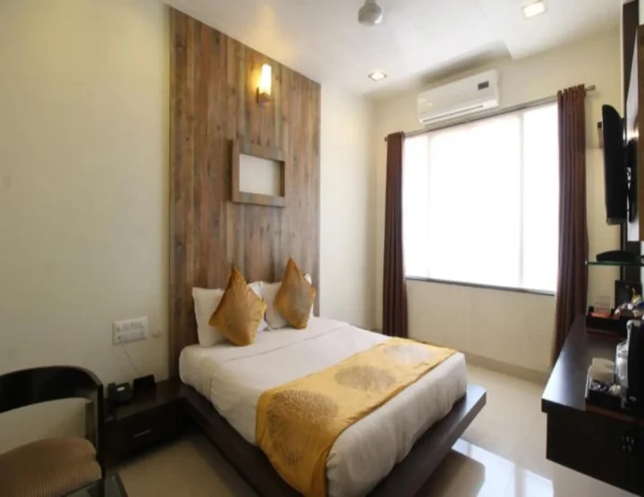 Ширди: Marigold- Newly Renovated Hotel