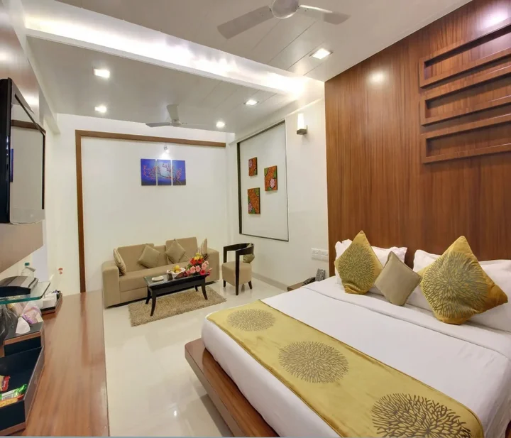 Ширди: Marigold- Newly Renovated Hotel
