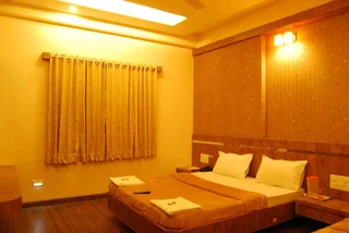 Ширди: Hotel Lee Grand