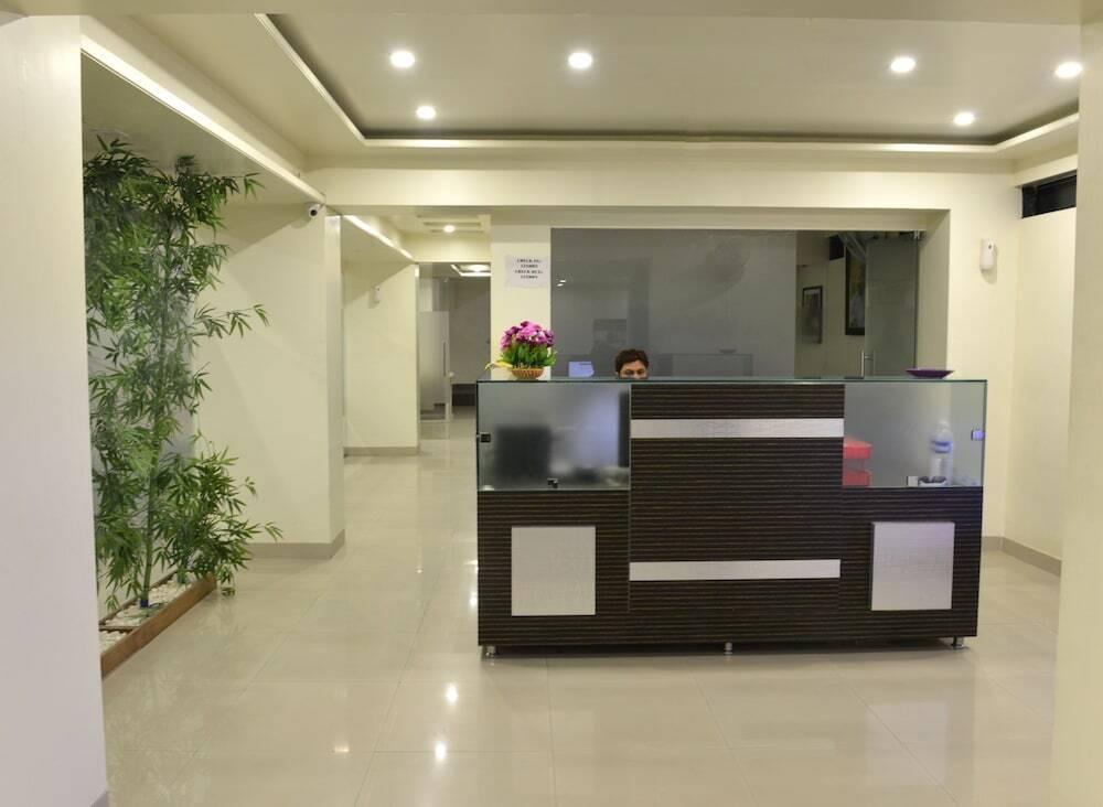 Пуна: Hotel Suresh Inn