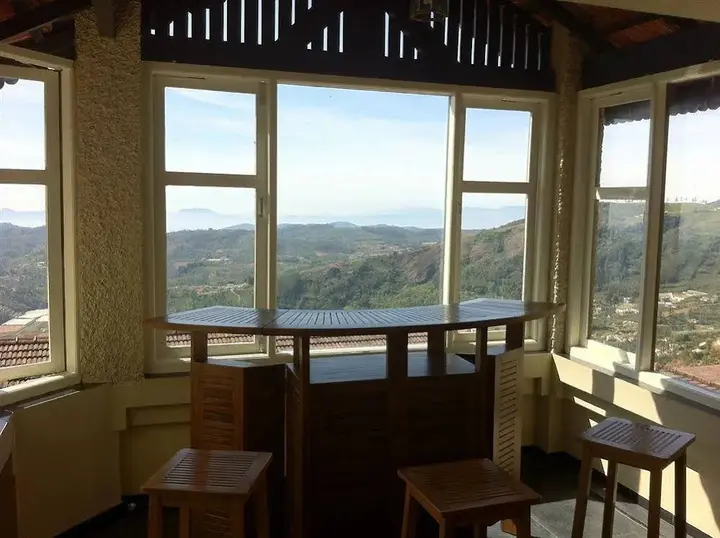 Кунур: Hill Country Lovedale