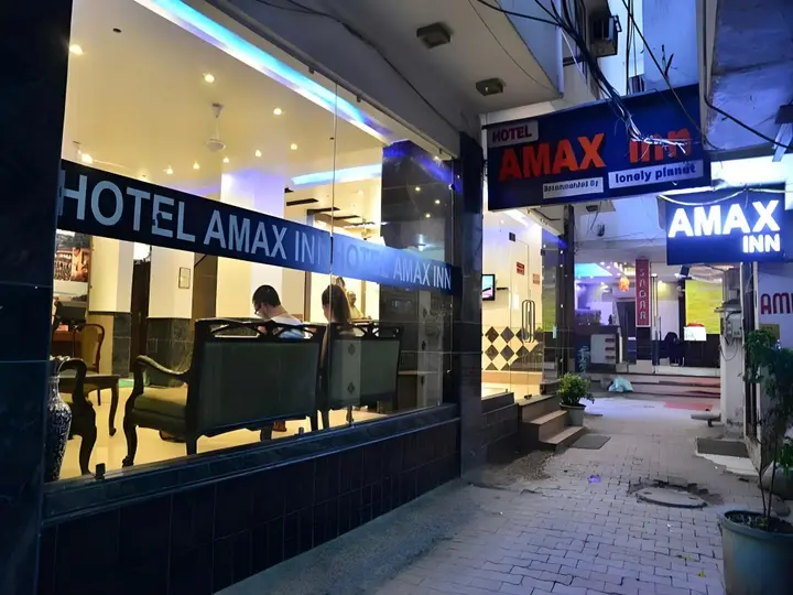 Нью-Дели: Hotel Amax Inn