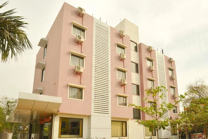 Ширди: Hotel Sai Empire