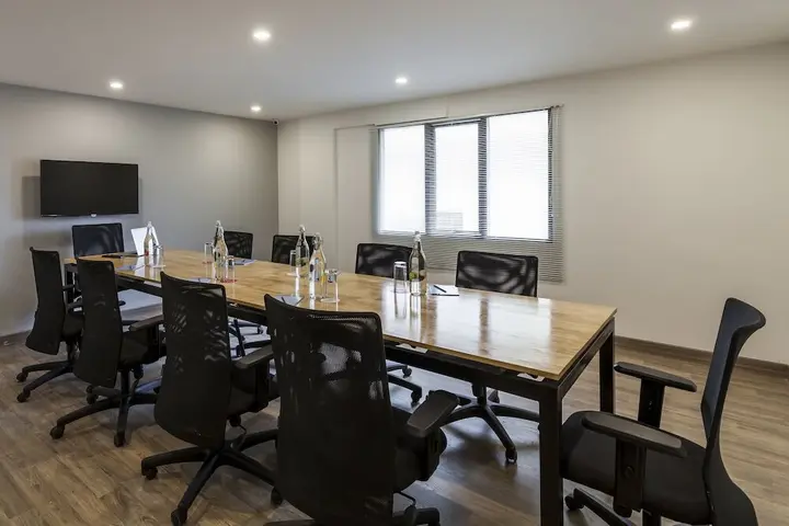 Газиабад: OYO Townhouse 012 Kaushambi Metro Ghaziabad