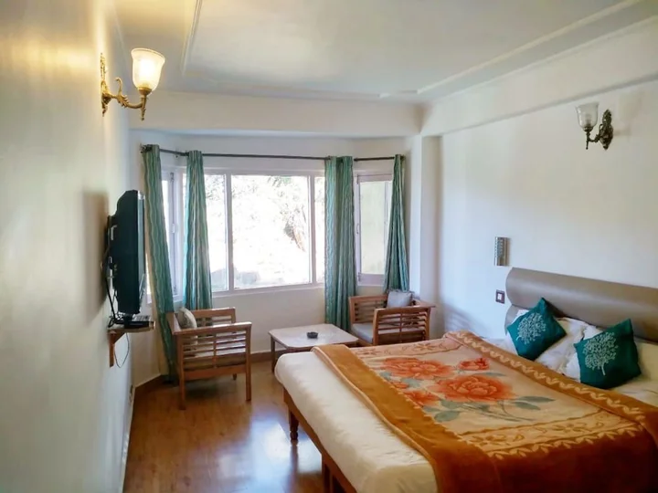 Шимла: Hotel Rahat Regency