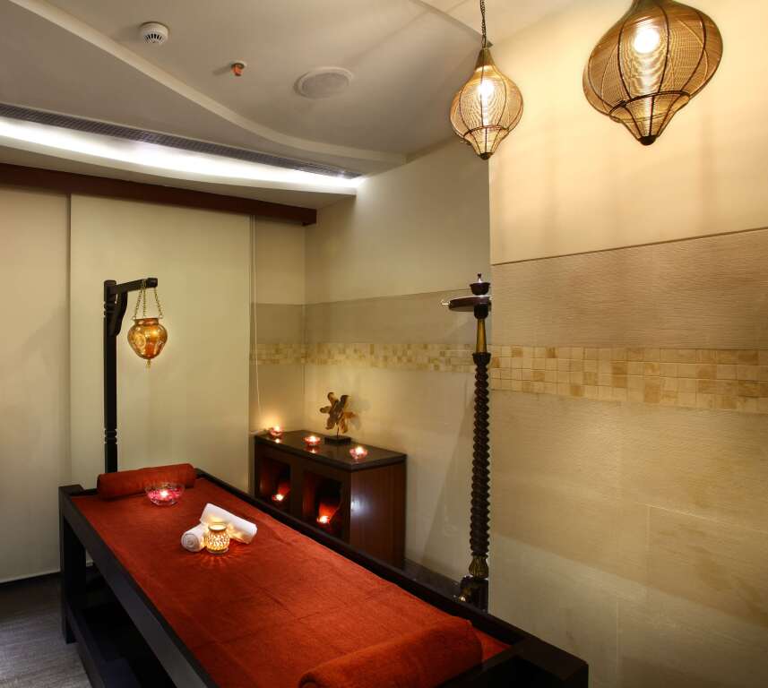 Газиабад: Mahagun Sarovar Portico Suites Ghaziabad
