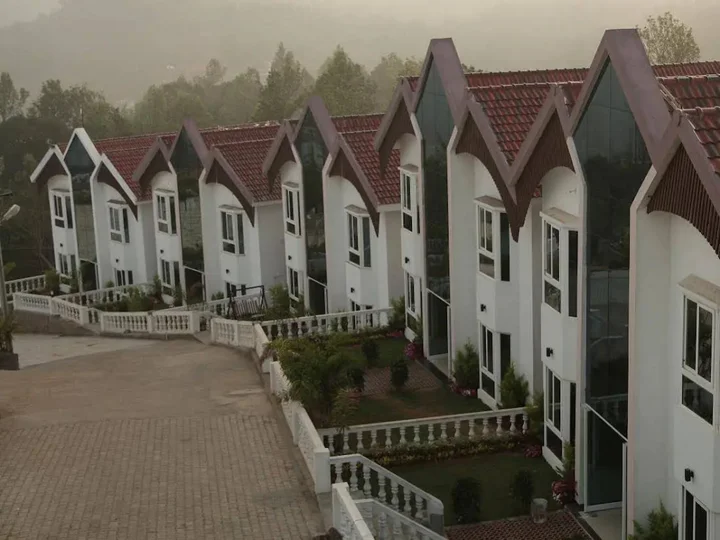 Салем: Golden Nest Resorts