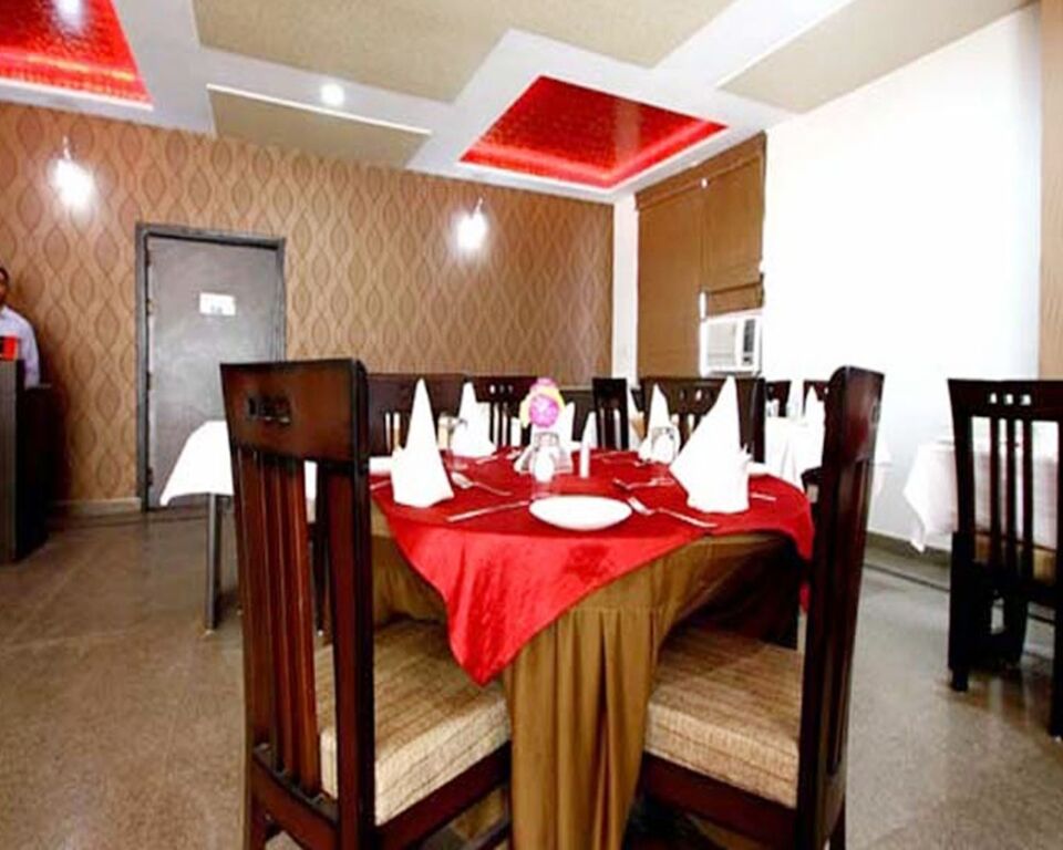 Агра: Hotel Taj Galaxy