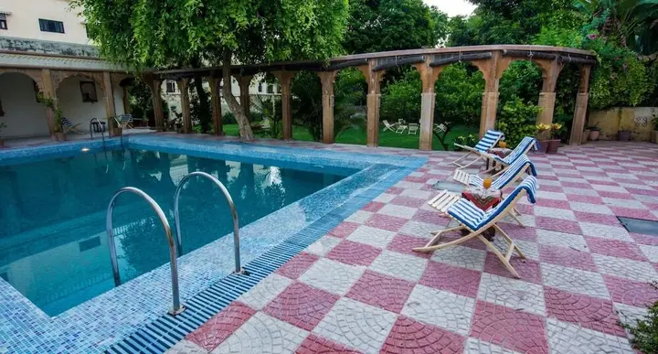Луни: Hotel Jhalamand Garh