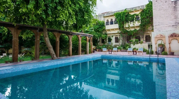 Луни: Hotel Jhalamand Garh
