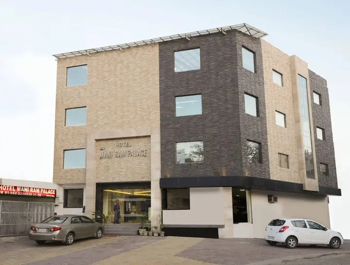 Агра: Hotel Maniram Palace