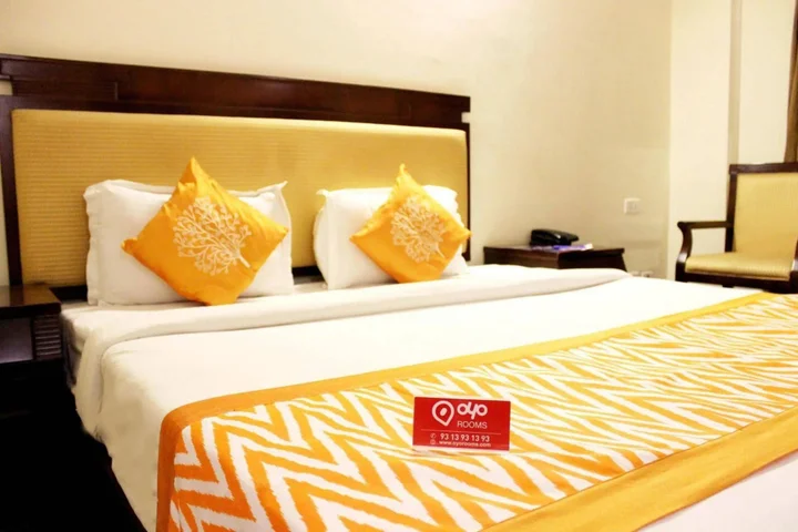 Нойда: Hotel Orange Pie