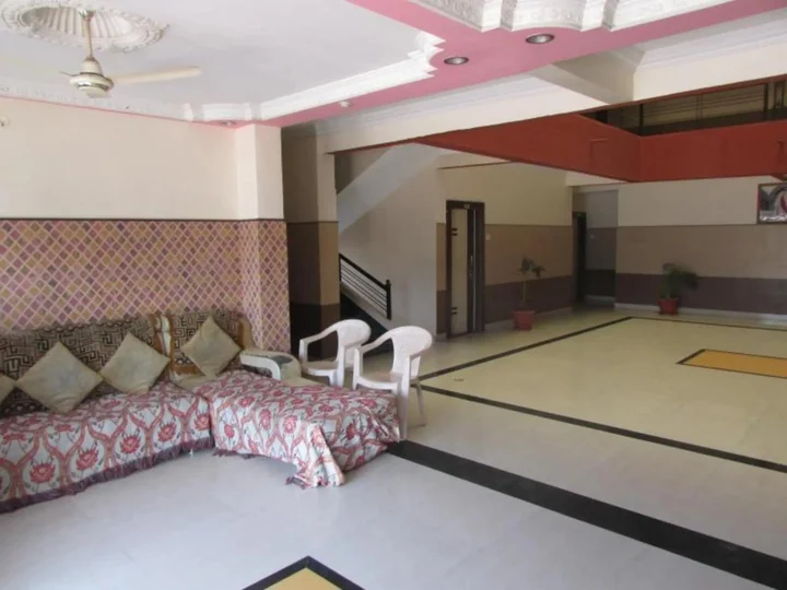 Ширди: Hotel Sai Aradhana