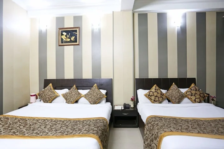 Катра: Hotel Bhargav