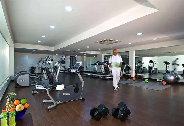 Пимпри-Чинчвад: Mind Space Hotel Pimpri