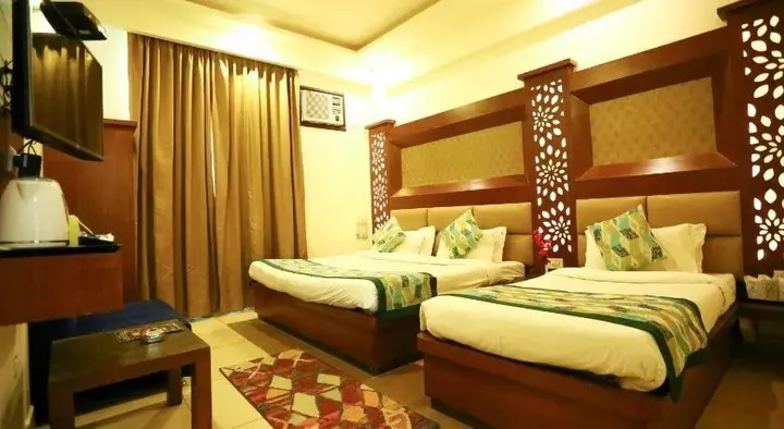 Катра: Hotel Shree Hari Niwas