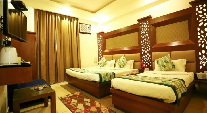 Катра: Hotel Shree Hari Niwas