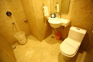 Катра: Hotel Shree Hari Niwas