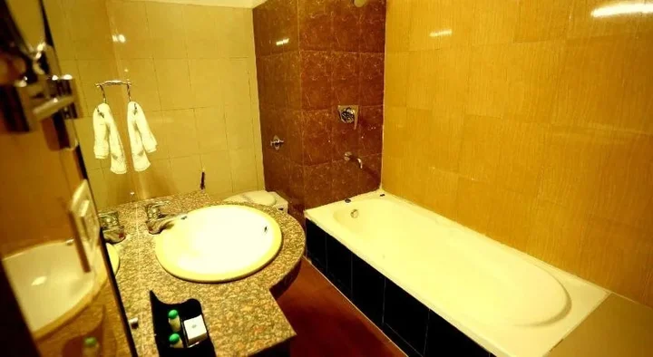 Катра: Hotel Shree Hari Niwas