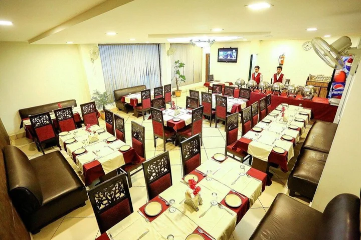 Катра: Hotel Shree Hari Niwas