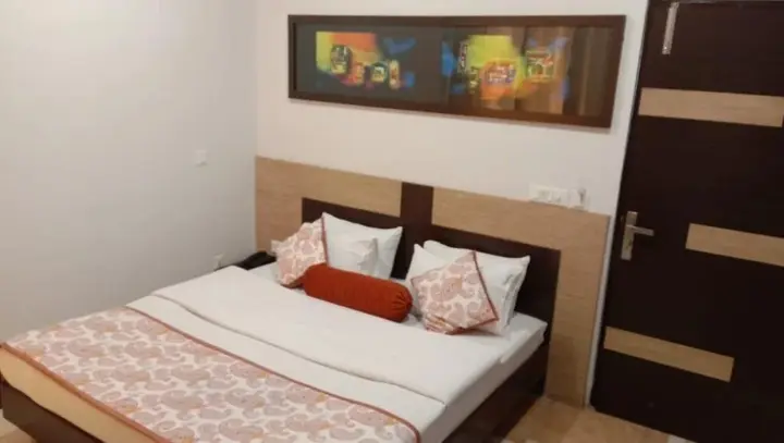 Нью-Дели: Indee home