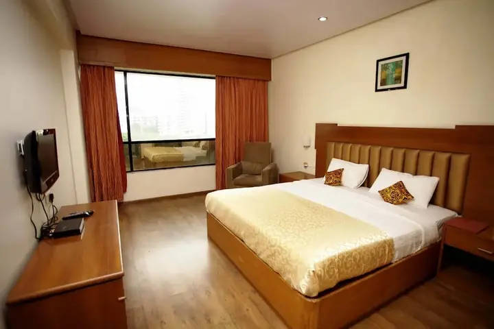 Мумбаи: The Caliph Hotel & Executive Suites