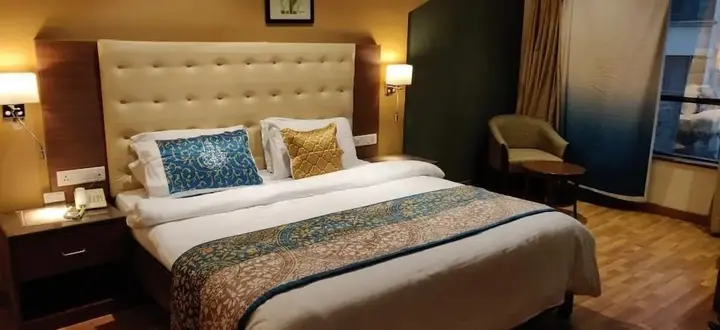 Мумбаи: The Caliph Hotel & Executive Suites