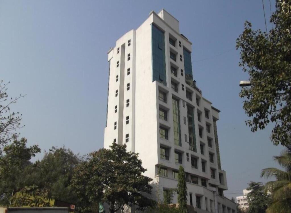 Мумбаи: The Caliph Hotel & Executive Suites