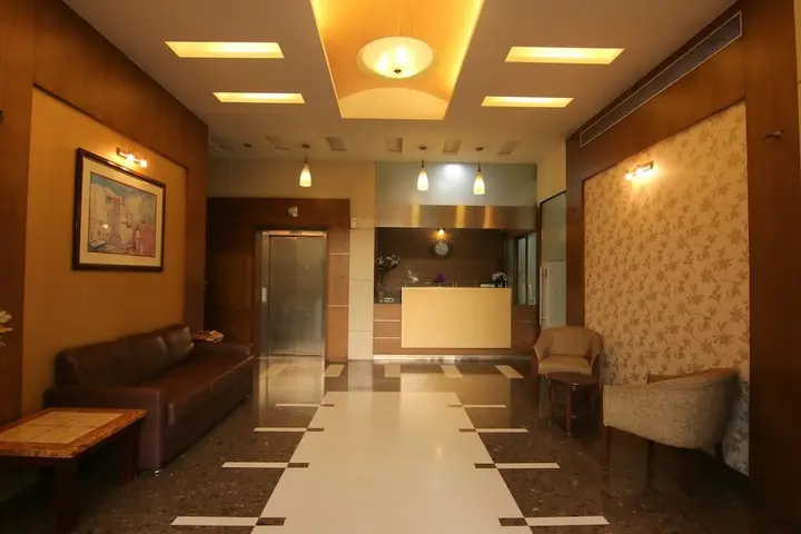 Мумбаи: The Caliph Hotel & Executive Suites