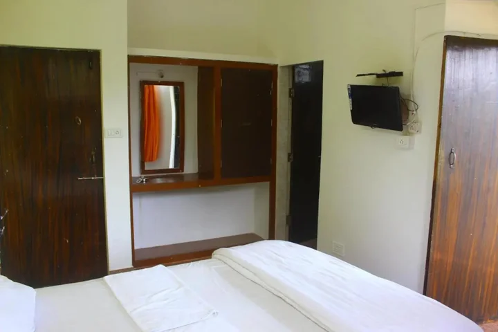 Анджуна: Poonam Village Resort