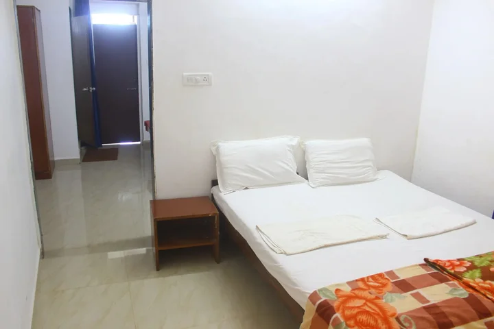 Анджуна: Poonam Village Resort