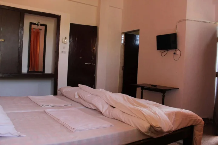 Анджуна: Poonam Village Resort