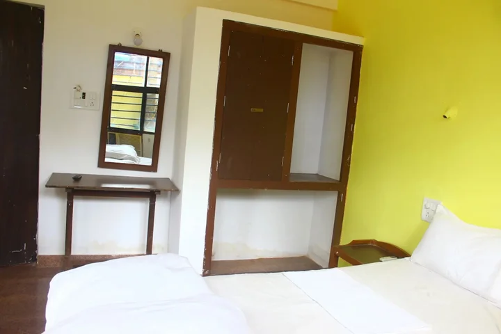 Анджуна: Poonam Village Resort