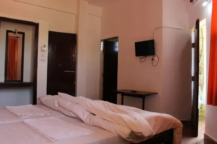 Анджуна: Poonam Village Resort