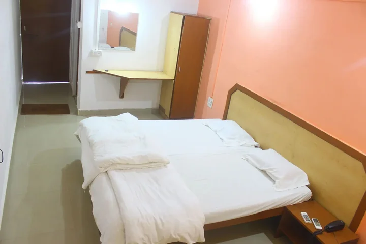 Анджуна: Poonam Village Resort