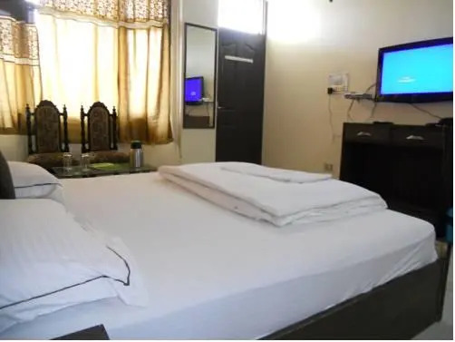 Нойда: Hotel Rubicon Residency
