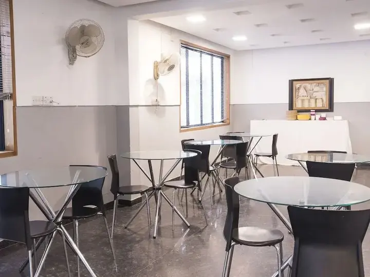 Бангалор: Golden Sands Bangalore