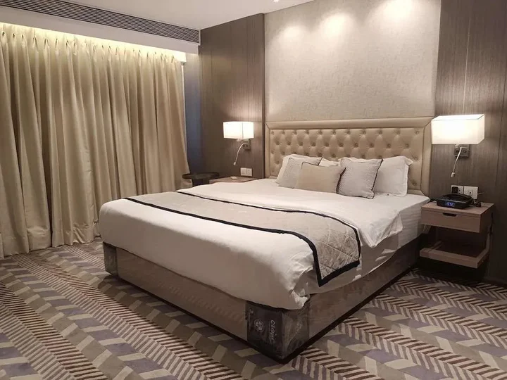 Мумбаи: Hotel Highway Inn