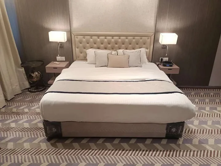 Мумбаи: Hotel Highway Inn